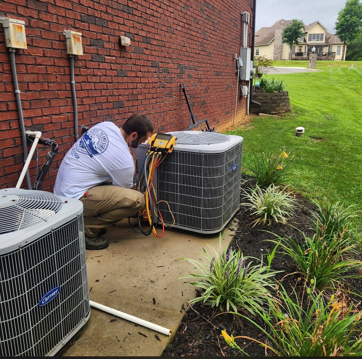 HVAC work by East Tennessee Air Company technician in Knoxville, TN